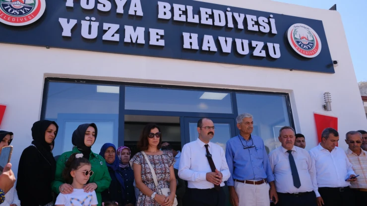 Tosya'da yüzme havuzu açıldı