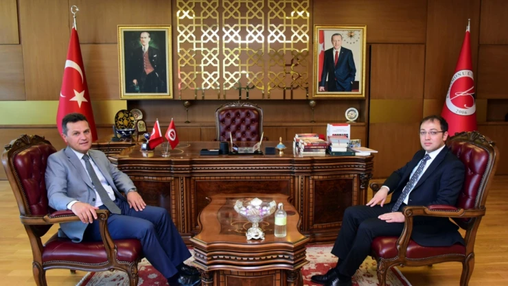 Tosya Kaymakamı'ndan Rektör Topal'a Ziyaret