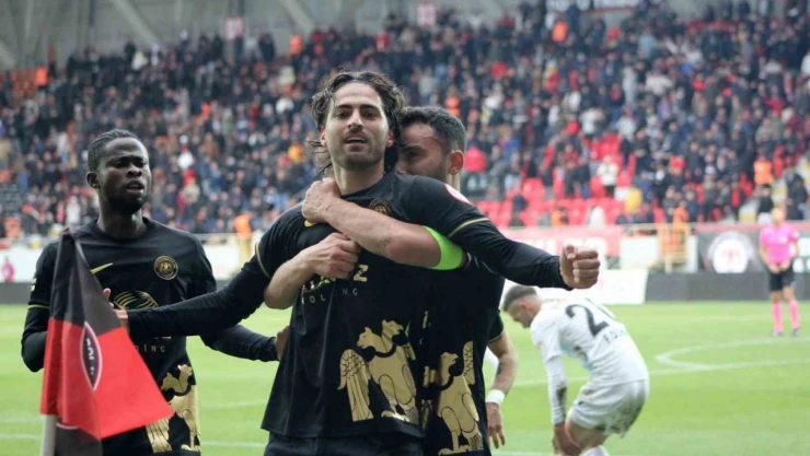 Çorum FK: 4 - Erzurumspor FK: 1