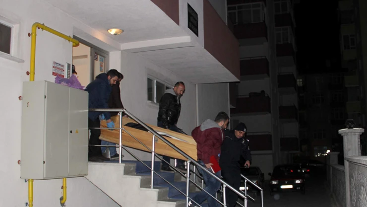 Tüp gazı ile intihar etti