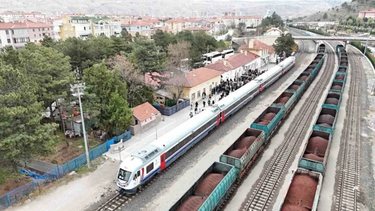 Turistik Tuz Ekspresi Yolcuları Doyasıya Eğlendi