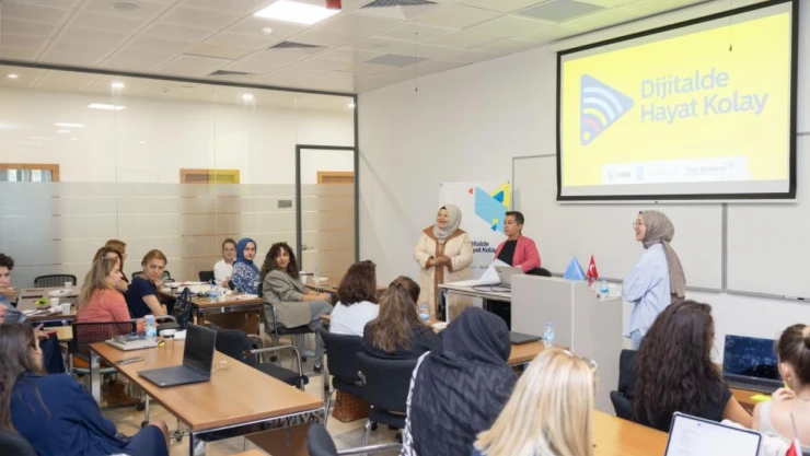 Türk Telekom, Girişimci Kadınların Dijital Yolculuğunu Destekliyor