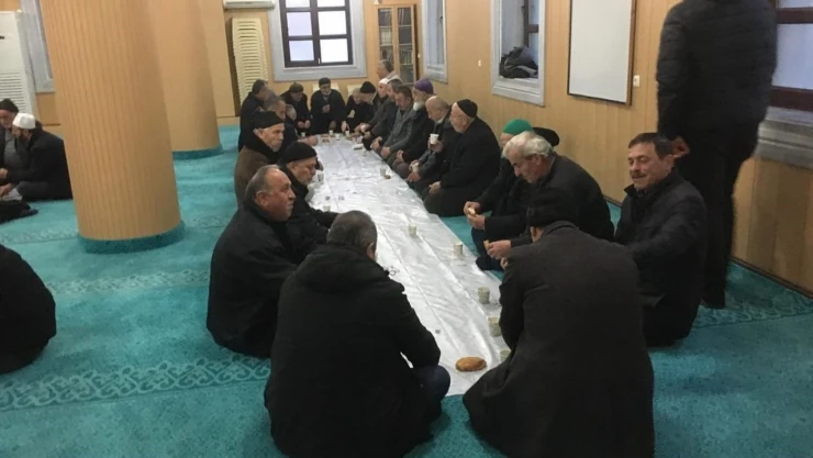 Türkeli'de 'Ailecek Sabah Namazı' Programı