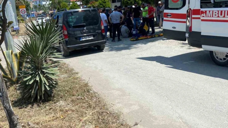 Motosiklet İle Otomobil Çarpıştı: 1 Yaralı