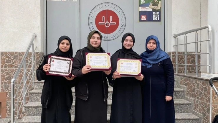 Türkeli Suffe Kur'an Kursu İlk Hafızlarını Yetiştirdi
