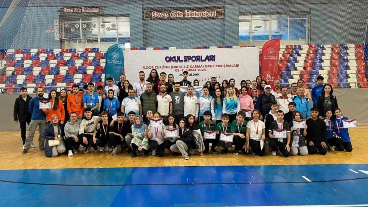 Öğrencilerden Karadeniz Bölge Birinciliği