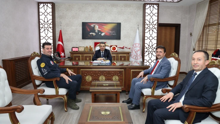 TUSAŞ Test Pilotundan Hasan Gümüş'e Ziyaret