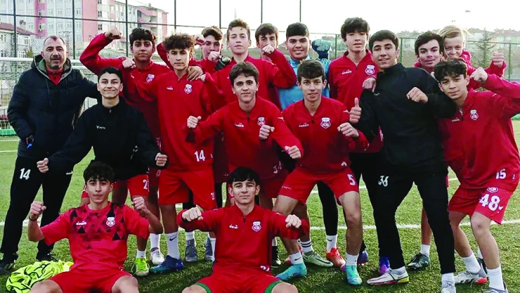 U17 ŞAMPİYONLUĞA, U19 BİR İHTİMAL, U15 PRESTİJ… Akademi'de dönüş hazırlığı