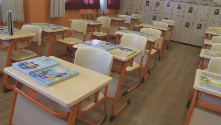 Ücretsiz Ders Kitapları Sıralardaki Yerini Aldı