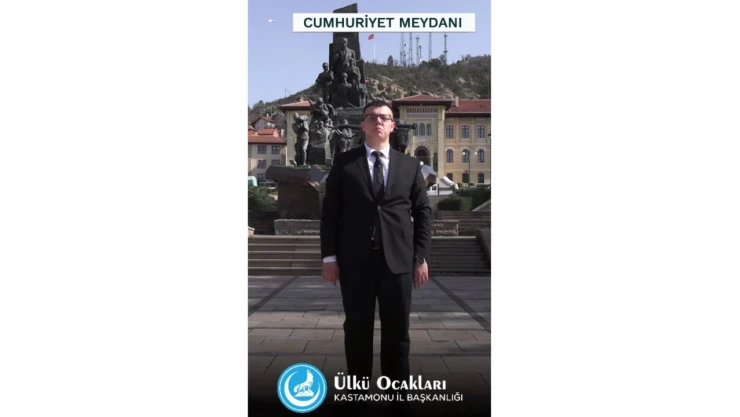 Ülkü Ocakları İstiklal Marşı'nı Seslendirdi