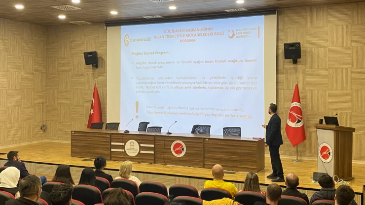 Uluslararası Öğrenciler Bilgilendirildi