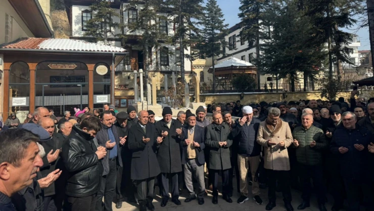 Umre Kafilesi Uğurlandı