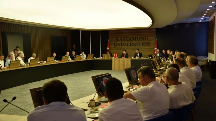 Üniversite-İş Dünyası İstişarede Bulundu