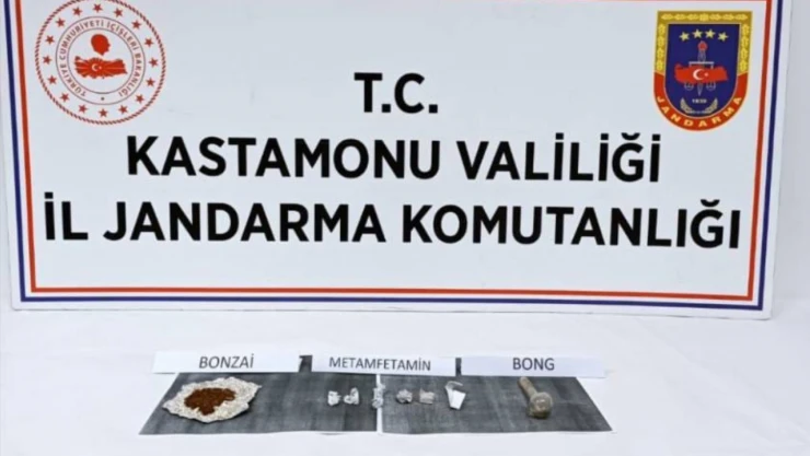 Uyuşturucu getiren 2 kişi yakalandı