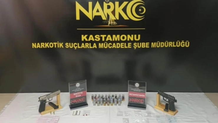 Uyuşturucuyla Yakalanan Sanık Hakim Karşısında