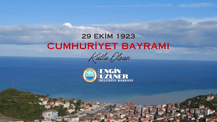Uzuner'den Cumhuriyet Bayramı Kutlaması