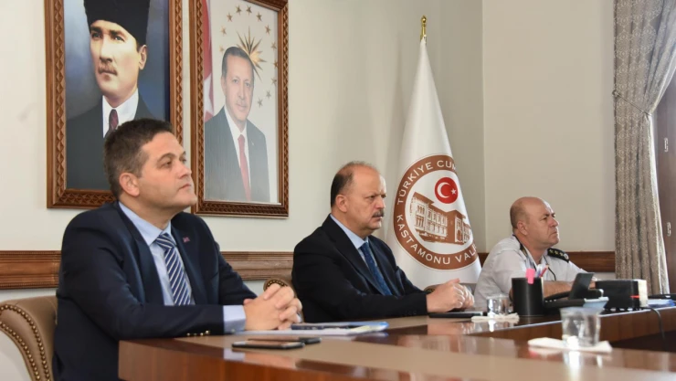 Vali Dallı, Bakan Yerlikaya başkanlığındaki toplantıya katıldı