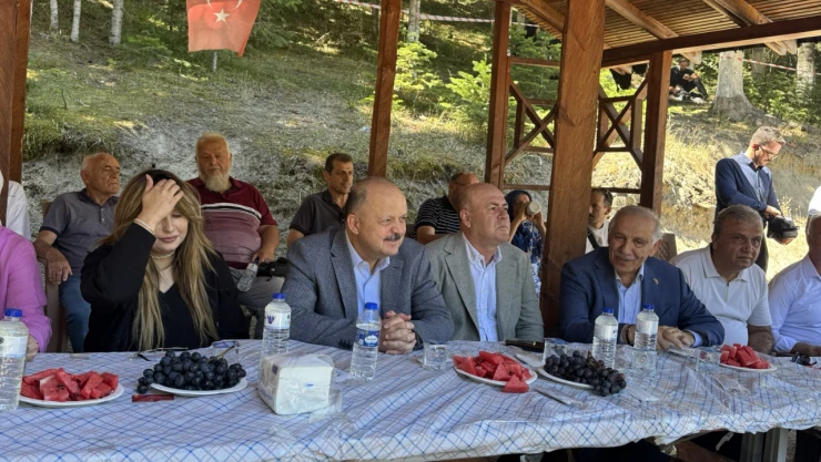 Vali Dallı, Bozkurt Mamatlar Köyü'nü Ziyaret Etti