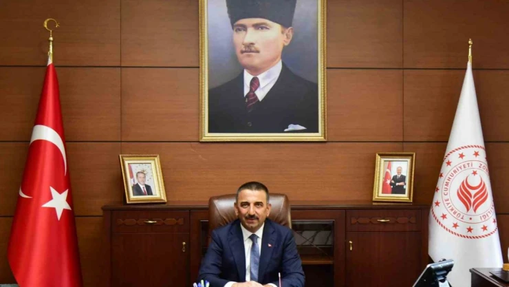 Vali'den 24 Kasım Öğretmenler Günü Mesajı