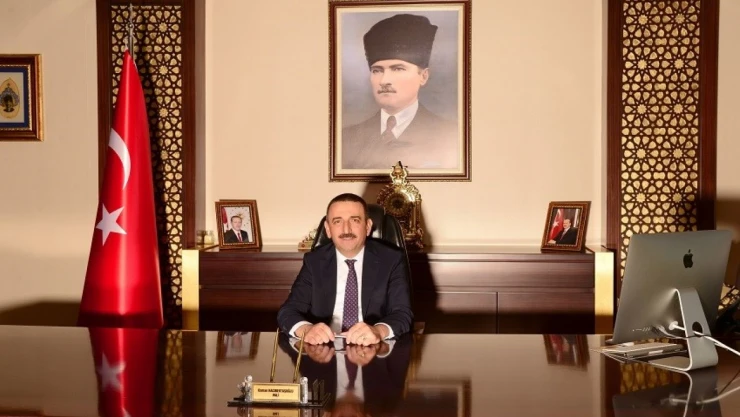 Vali Hacıbektaşoğlu'ndan Anneler Günü Mesajı