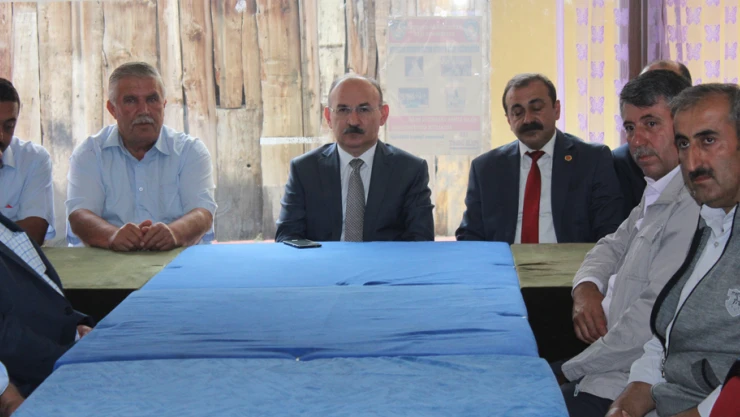 Vali Karadeniz'den silaha veto