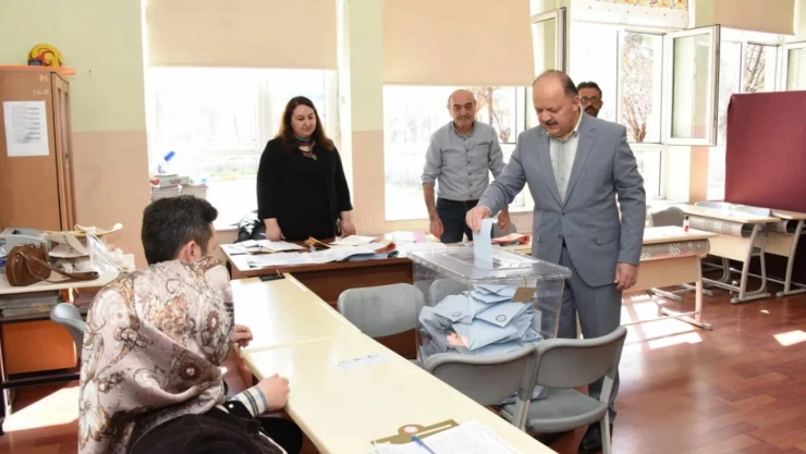 Vali Meftun Dallı: 'Yerel Seçimlerimiz Hayırlı Olsun'