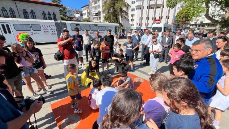 Vali Özarslan: 'Hayat Bir Oyundur'