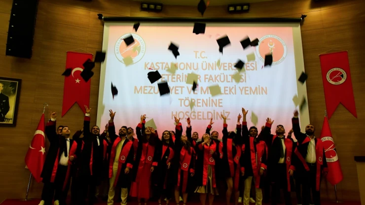 Veteriner Fakültesi ilk mezunlarını verdi