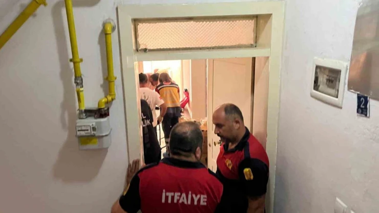 Yalnız Yaşayan Kadın Evinde Ölü Bulundu