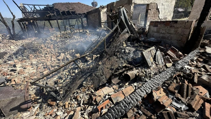 Yangın bölgesinde hasar tespit çalışması yapıldı