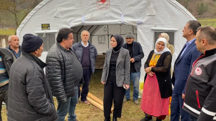 Yangınzede Yetiştiriciye Ziyaret