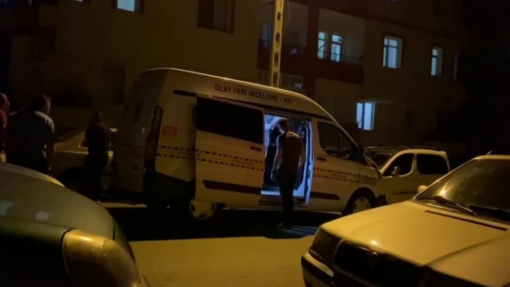 Yaşlı Kadın Evinde Ölü Bulundu