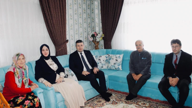 Yaşlılar Haftasında Gönüllere Dokunan Ziyaret