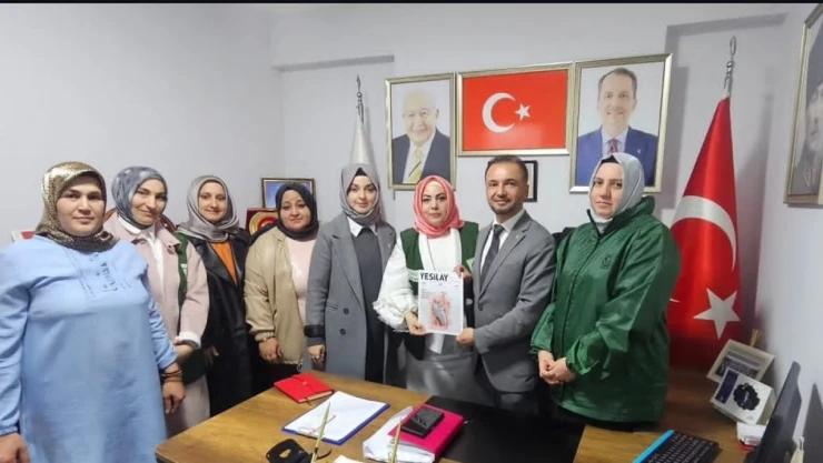 Yeşilay'dan YRP'ye Ziyaret