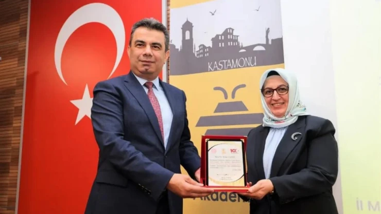 Yetişkin Dünyasında Çocuk Edebiyatının Rolü Anlatıldı