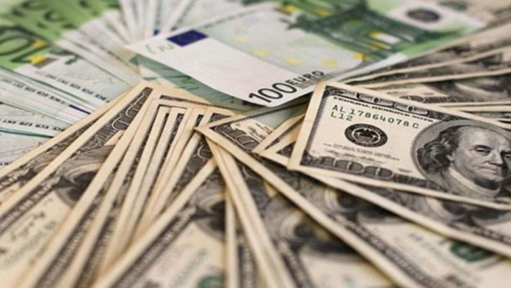 Yıl sonu dolar ve enflasyon tahmini yükseldi