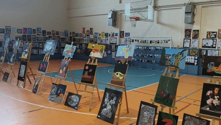 Yılsonu Resim Sergisi Açıldı