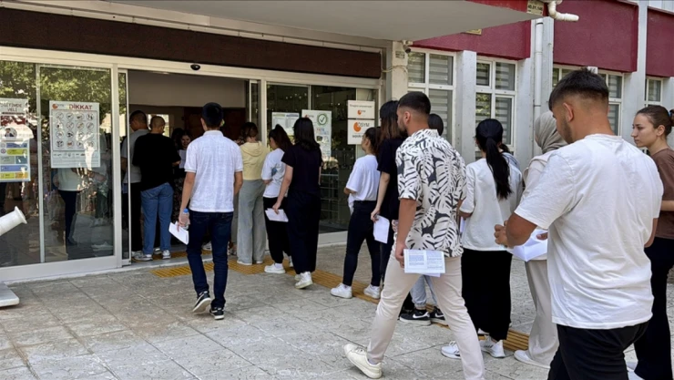 YKS'nin 2'nci Oturumu Başladı