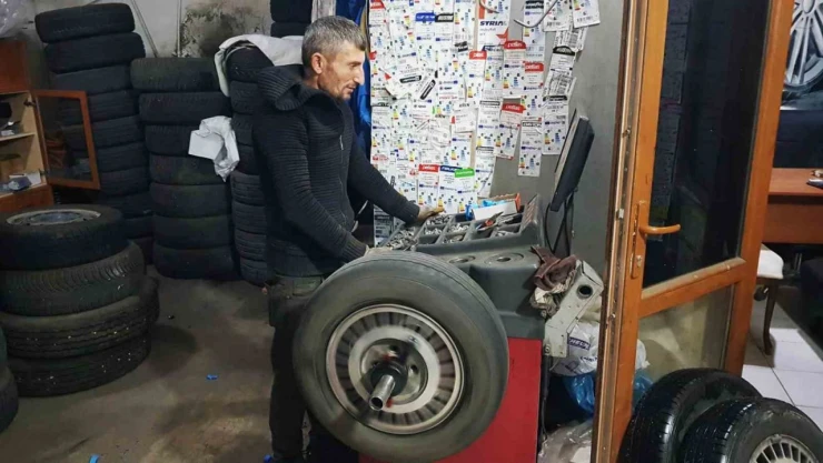 Yoğunluk Yaşayan Oto Lastikçilerde Randevulu Sistem