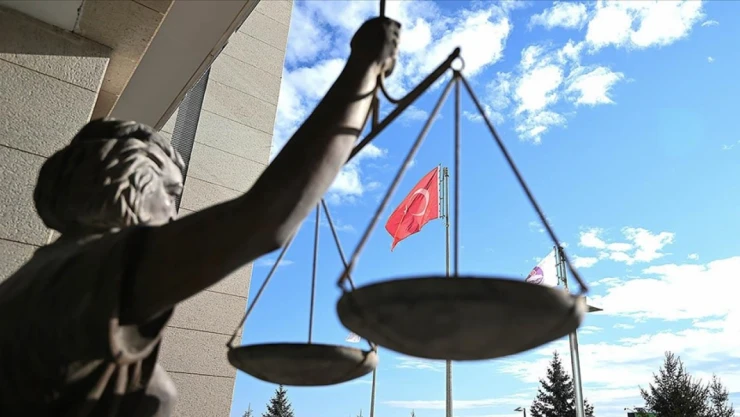 YÖK Başkanı Özvar'dan Açıklama: Hukuk Fakültelerindeki Sıralama Değişti