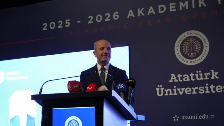 YÖK Başkanı Prof. Dr. Özvar: 'Yaz Okullarında Üst Sınıflardan Da Ders Alınabilmeli'