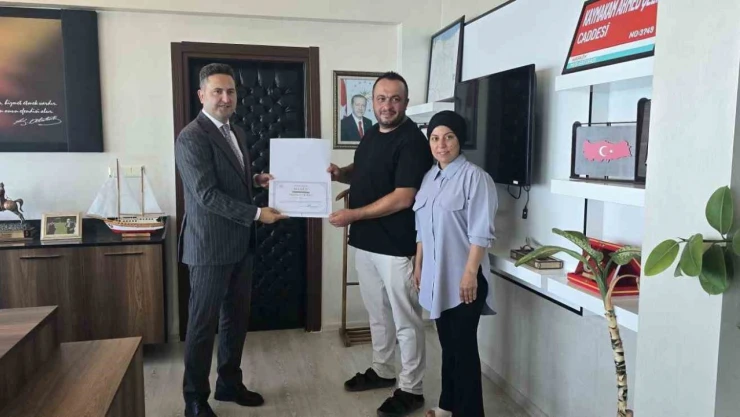 Yosunlu İskeleyi Temizleyen Çifte Teşekkür Belgesi