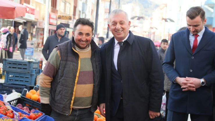Yüksel Aydın'dan Salı Pazarı'na Ziyaret