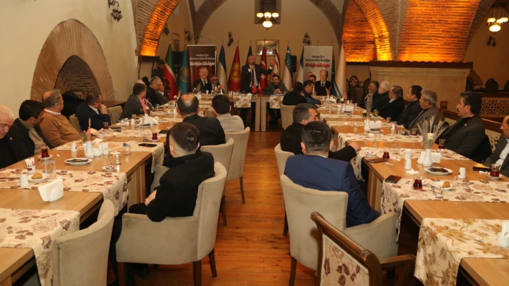 Yüksel Aydın Muhtarlarla Buluştu