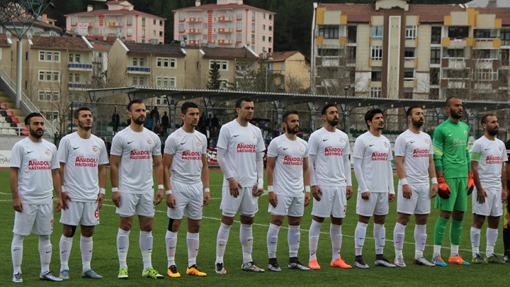 Yüreğini koy ortaya, eli boş gönder Bayburt'a