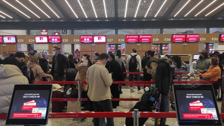 Yurt Dışı Çıkış Harç Pulu 500 Lira Oldu