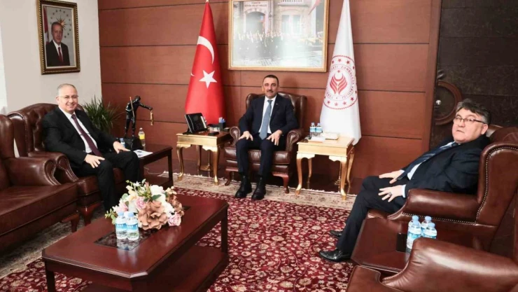 Vali Hacıbektaşoğlu'na Ziyaret