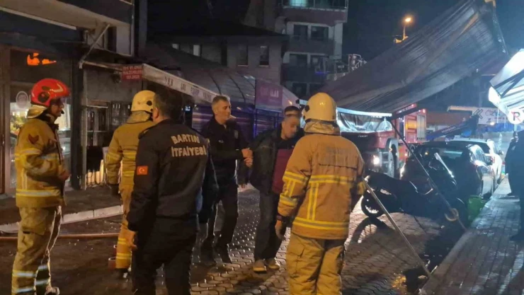 Polisleri Ve İtfaiye Ekiplerini Alarma Geçirdi