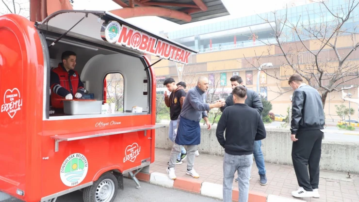 Zonguldak Belediyesi'nden Öğrencilere Çorba İkramı