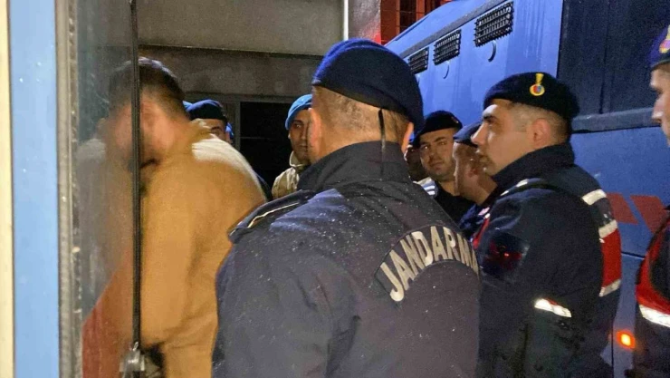 Suç Örgütü Davasında 4 tahliye